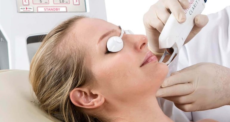 Ce să te aștepți după un tratament laser: recuperare, îngrijire, rezultate